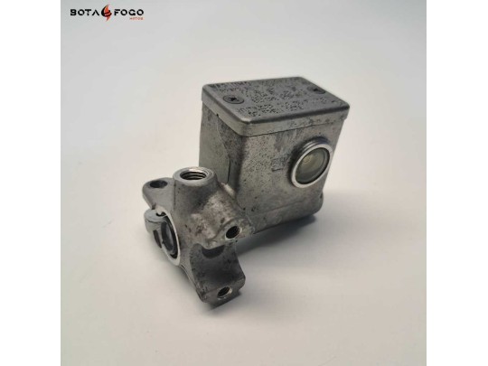 Bomba freno TRAS Suzuki Sixteen 125 150 2008-2012 C3A0551 IZQ