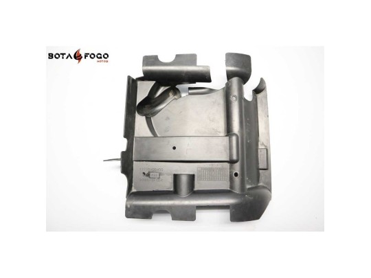 Cubre radiador Burgman 400 06-16 P3C213