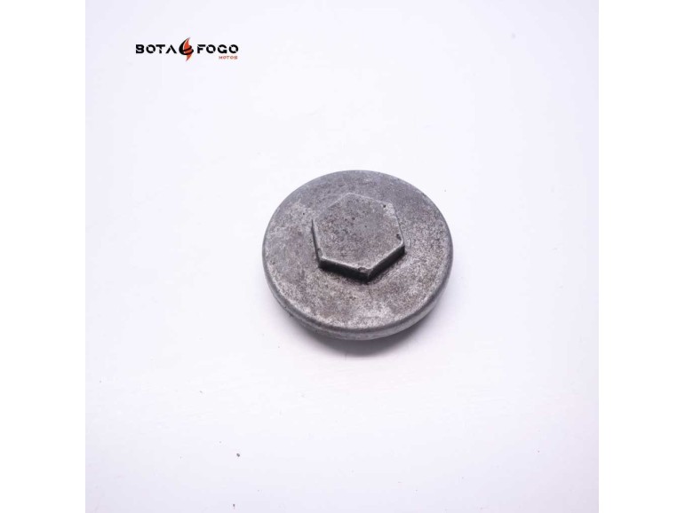 YV25K1M3A0744
