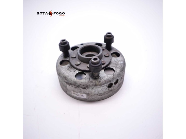 Volante magnetico    Aprilia Sportcity 125 200 250 2004-2010 M3A0785