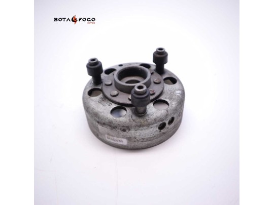 Volante magnetico    Aprilia Sportcity 125 200 250 2004-2010 M3A0785