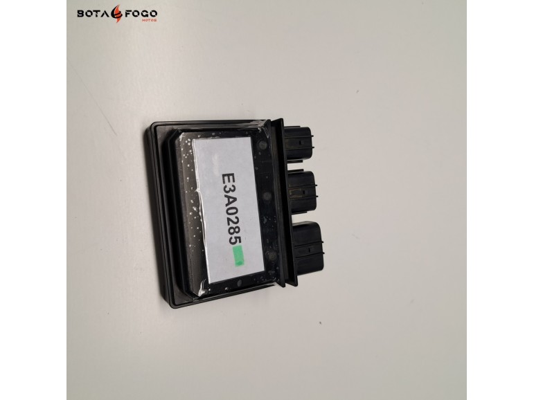 Caja reles Kawasaki Er6 650 2005-2008 E3A0285