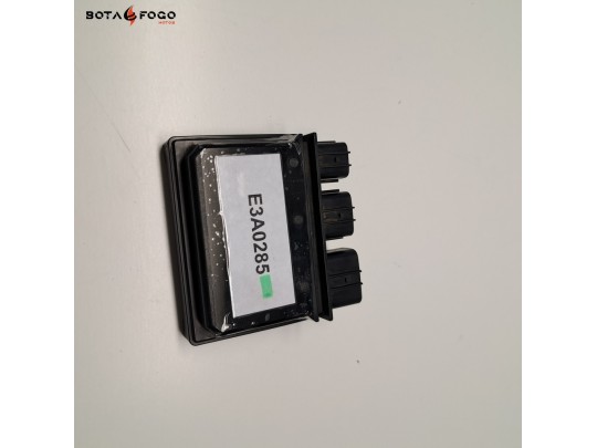 Caja reles Kawasaki Er6 650 2005-2008 E3A0285