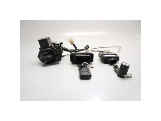 Kit mando llaves XMAX 125 16-21 C3C281
