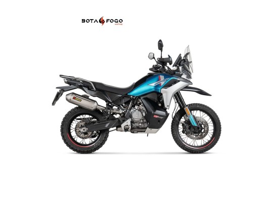 Silenciosos Slip-on Akrapovic. s-cf8so3-hftt