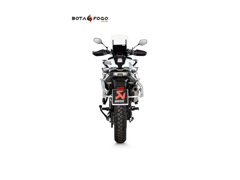 Akrapovic