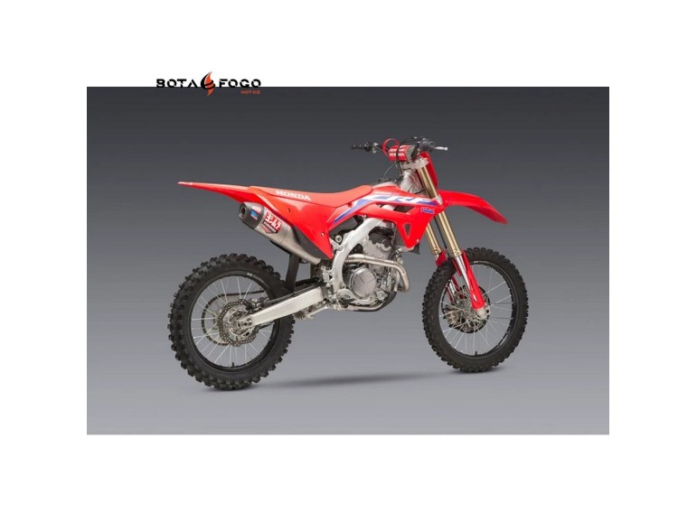 Línea completa Signature series RS-12 Yoshimura USA. 228451s720