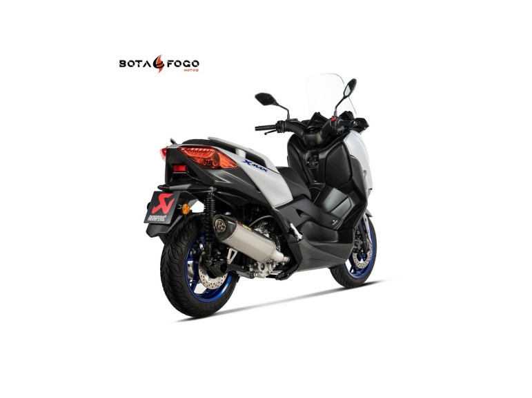 Akrapovic