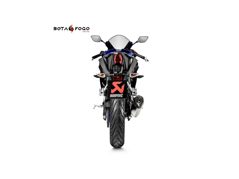 Akrapovic