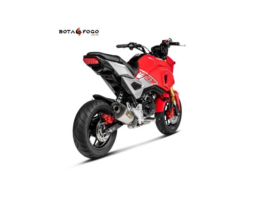Akrapovic