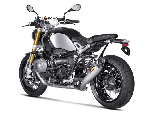 Akrapovic