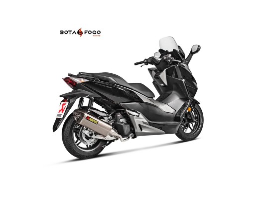 Akrapovic